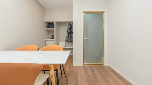 Family Studio Suite (Breakfast not available on Sundays)