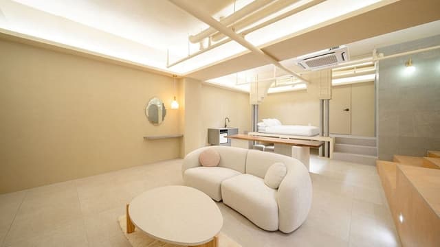 mo 101(Suite Room/Party Room)