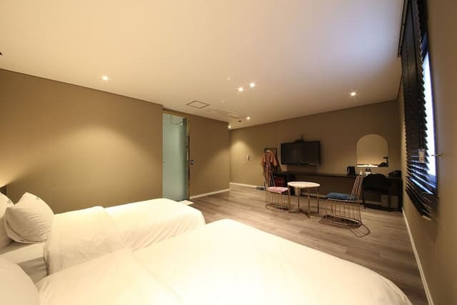 Premier Family Twin Room (Only family can share rooms of more than two)