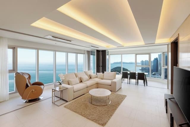 Panorama Suite Pent Full Ocean