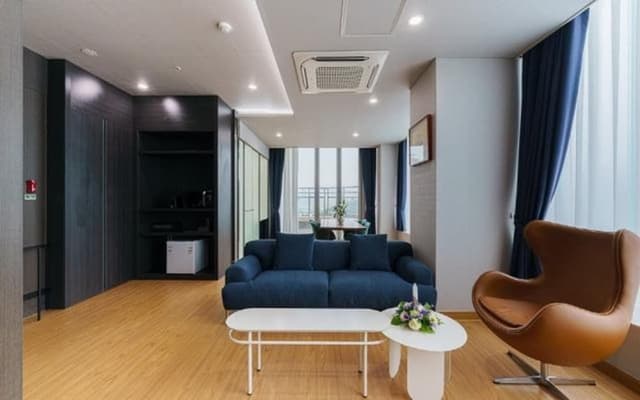 Central Suite City