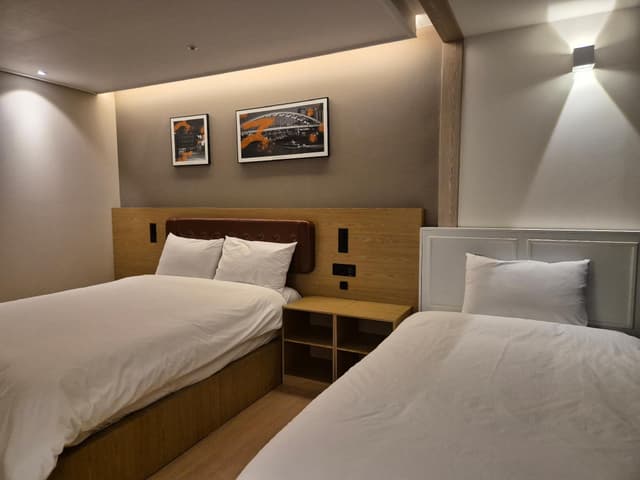 Ocean View Twin Suite