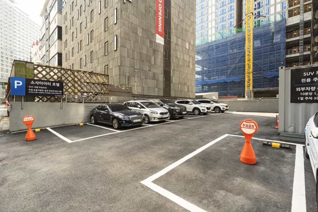 โรงแรมโซไซตี้ แฮอุนแด โรงแรมโซไซตี้ แฮอุนแด