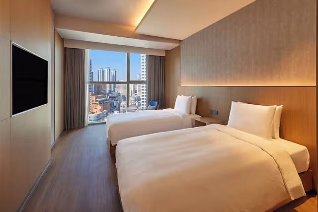 Standard Twin Room