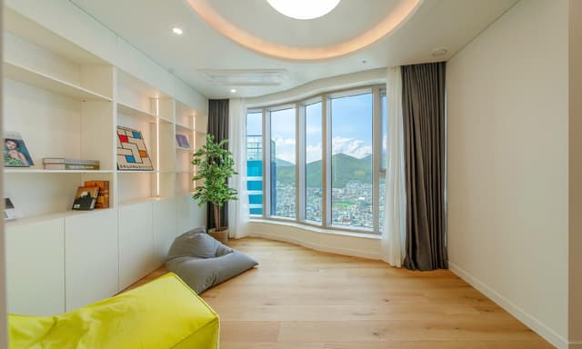 Executive B → Penthouse B (Room upgrade & Bottega Veneta amenities Executive B → Penthouse B)