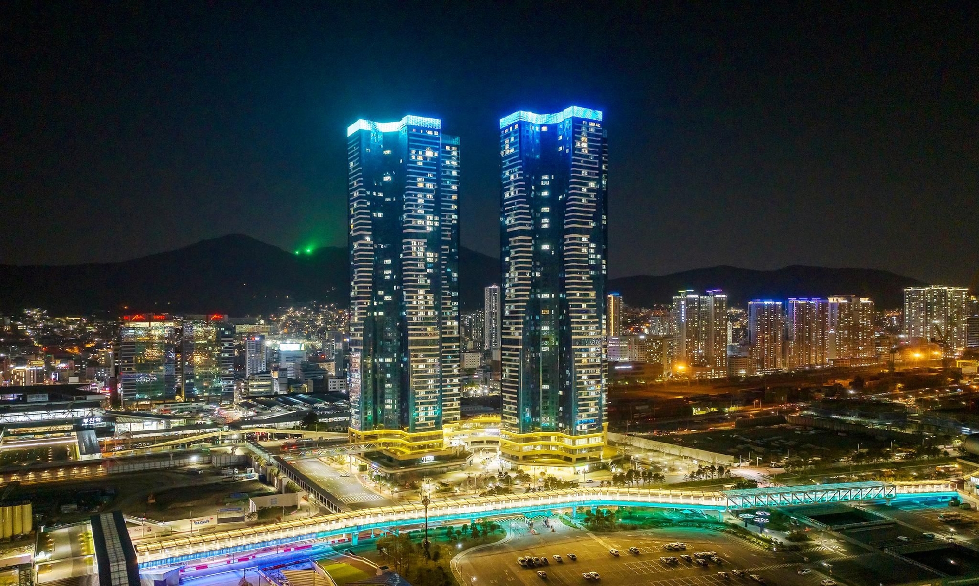 บุ๊คกิ้ง เดอะ เบย์ ปูซาน สเตชั่น (BOOKING THE BAY Busan Station)0