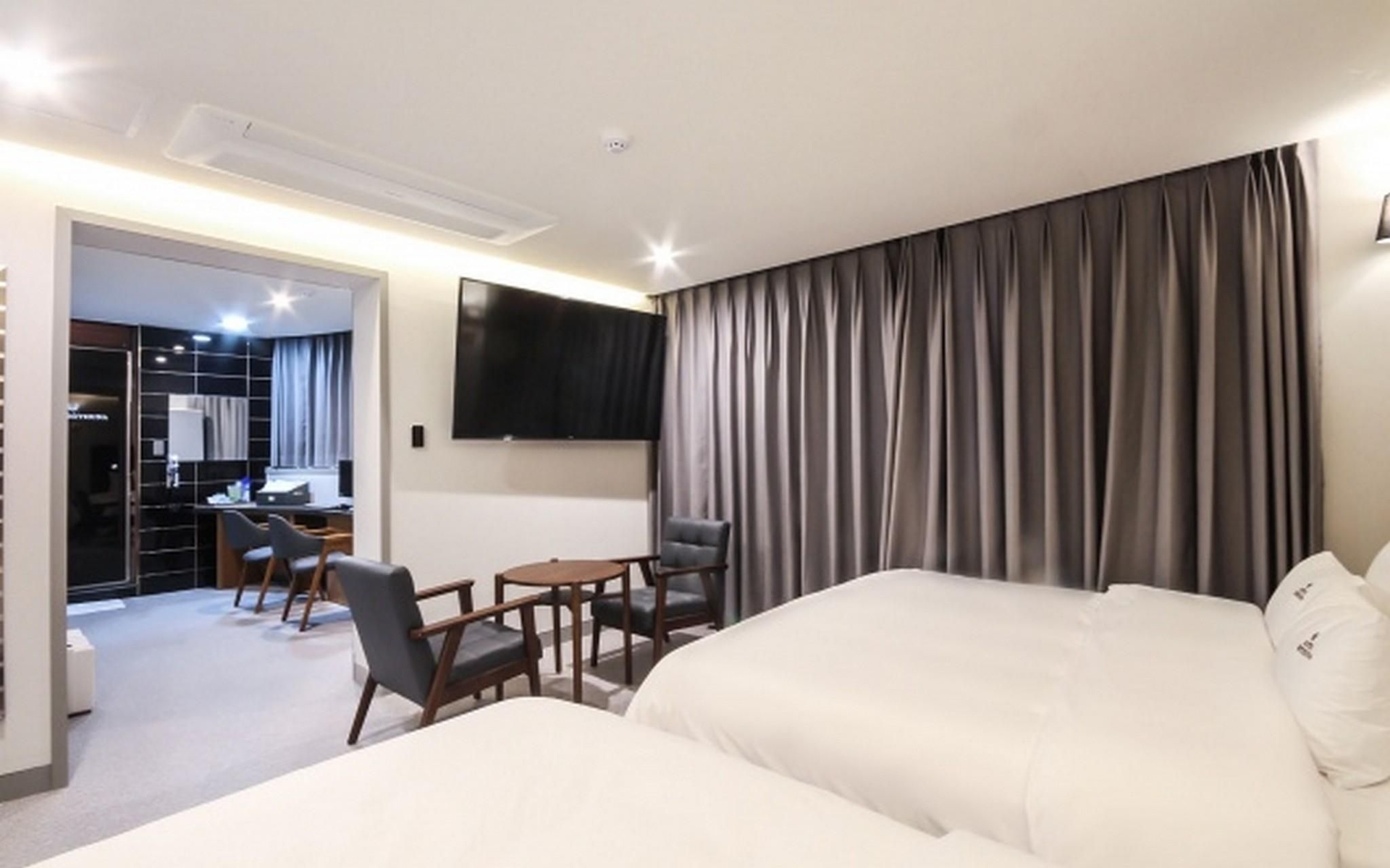 Busan Oncheonjang Hotel Mithuna2