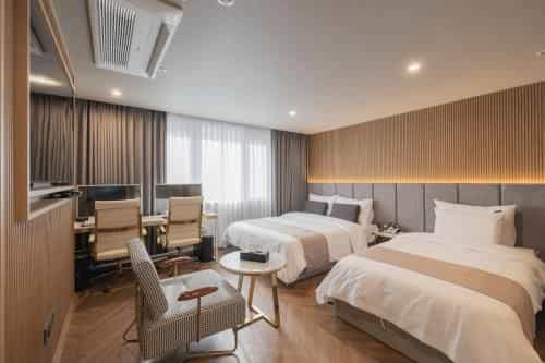 โรงแรมเดนบาสต้า ดงแน โรงแรมเดนบาสต้า ดงแน