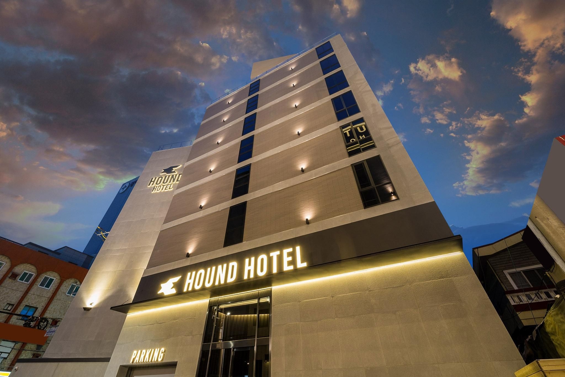 โรงแรมทงแน ฮาวด์ สถานีซาจิกมินัม (Dongnae Hound Hotel Sajikminam station)0