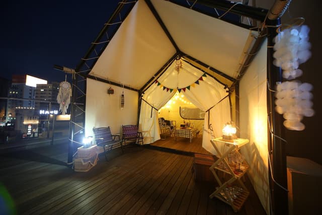 Glamping Suite