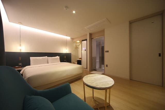 Premium Double Room (With Styler)