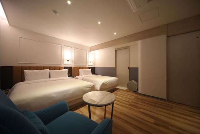Superior Twin Room (With Styler)