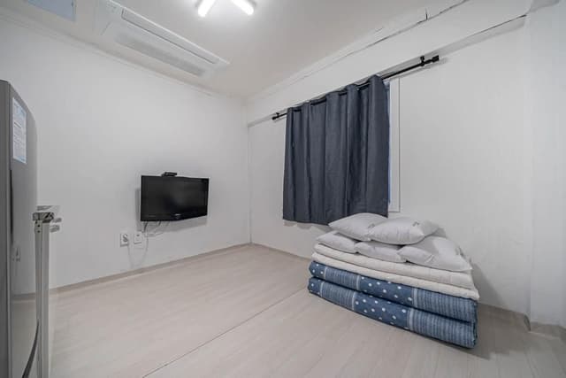 Small Room