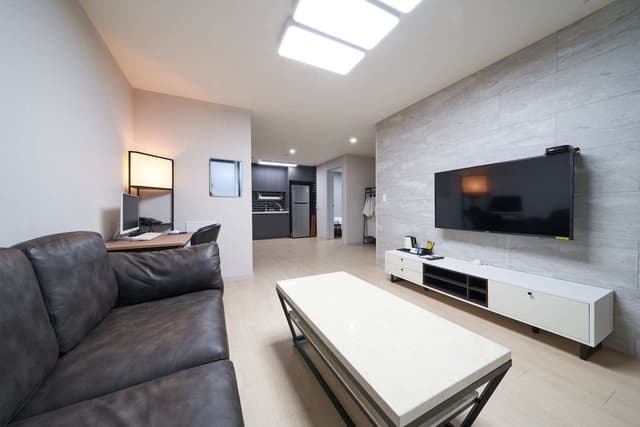 Family Suite, 2 Bedrooms, Kitchen (Saturday Check-in Time: 6 PM)