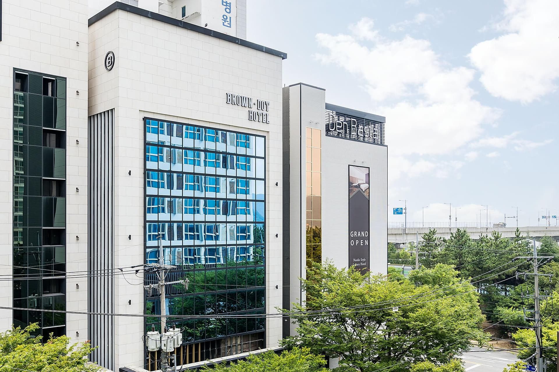 บราวน์ดอท ปูซาน ฮวามยอง บราวน์ดอท ปูซาน ฮวามยอง