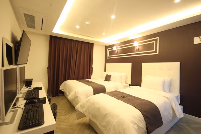 VIP Twin Room