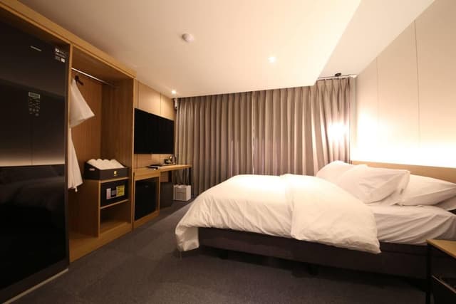 Standard Double Room - No Parking Included