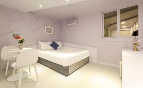 Deluxe Room with Shower