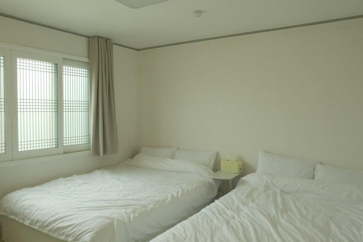 SpecialOffer GwangalliBeach 4QueenBeds UpTo8People0