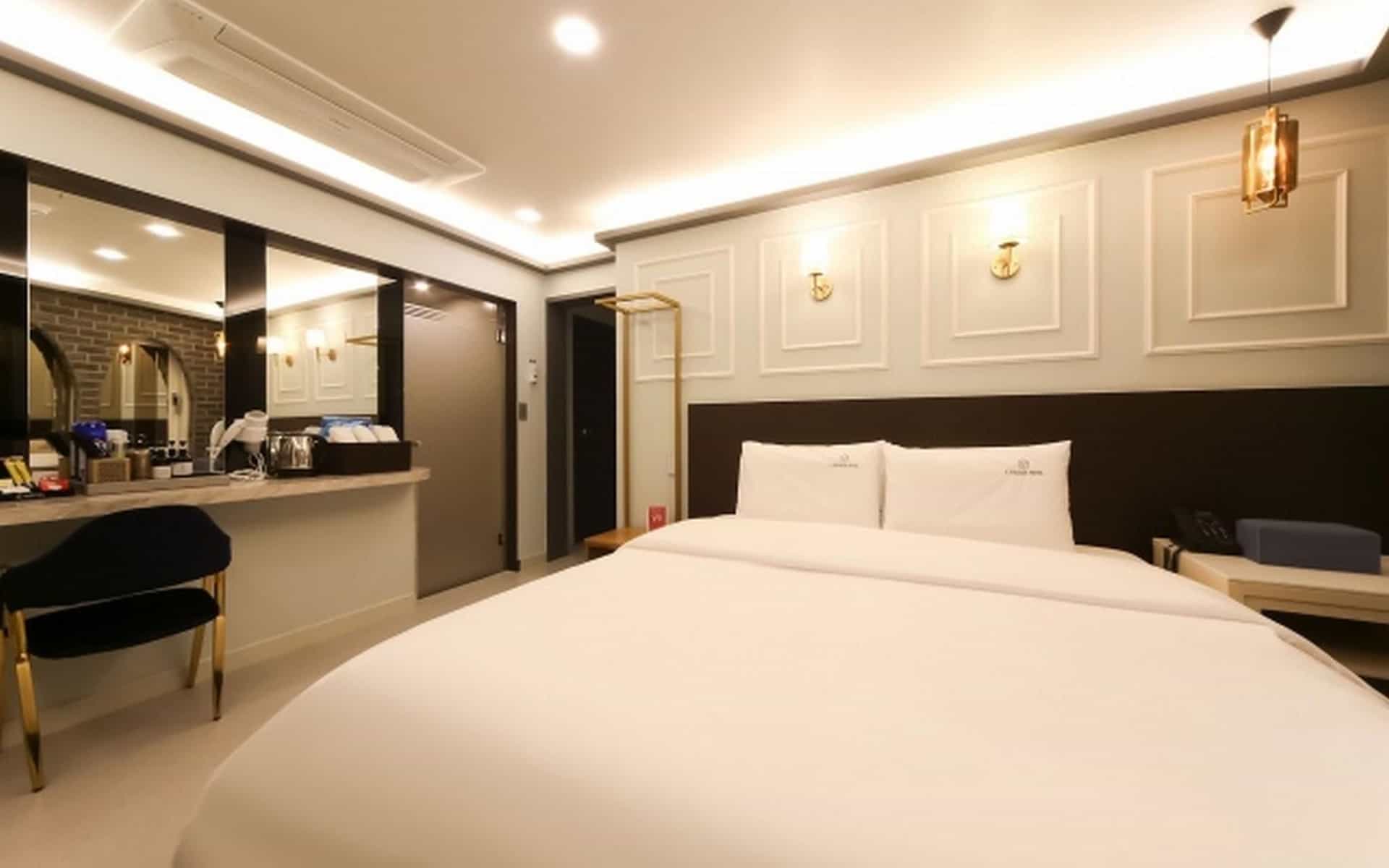 โรงแรมปูซาน ฮาดัน อี พาเลซ โรงแรมปูซาน ฮาดัน อี พาเลซ