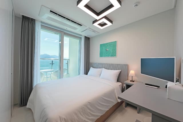 Superior Ocean View