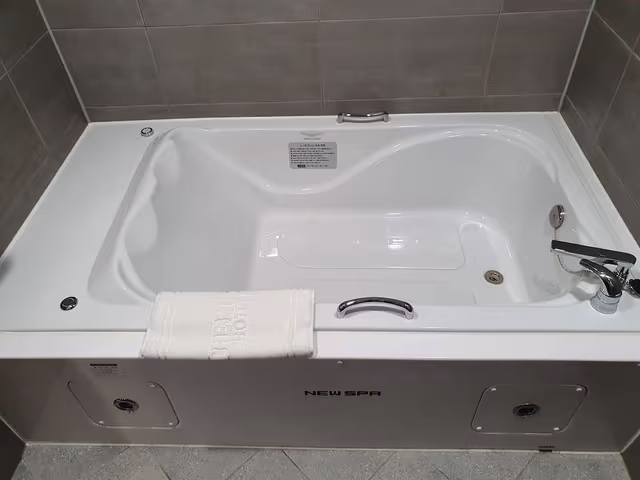 Executive Studio Suite