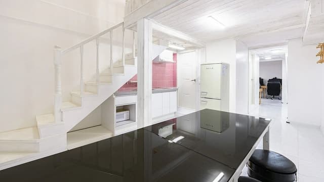 Basic Room, 1 Bedroom (PC101)