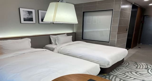 Superior Room, 2 Twin Beds, Balcony, Pool View