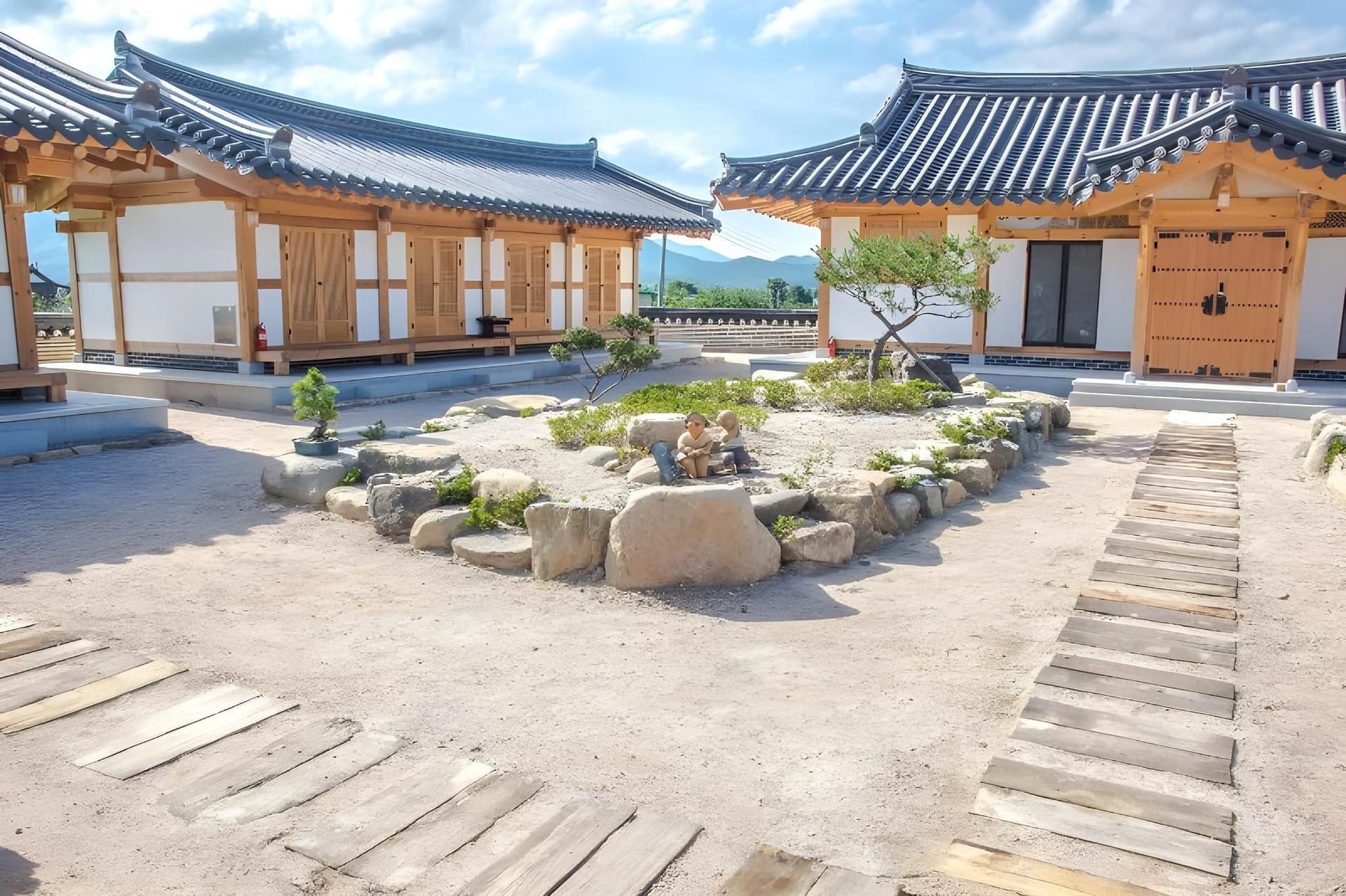 Gyeongju Wadamjung Hanok Pension Gyeongju Wadamjung Hanok Pension