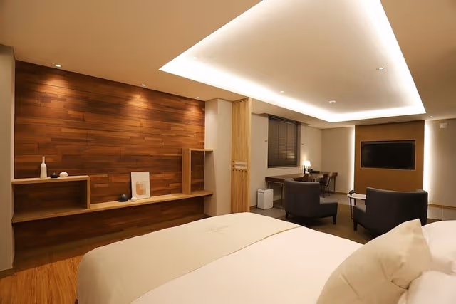 Maple Suite Room