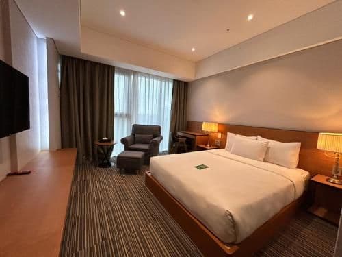 Standard Room - Includes 7 Days of Free Parking