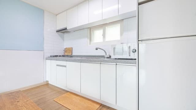 Basic Room, 2 Bedrooms (201)