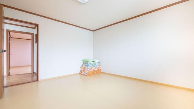 Basic Room, 3 Bedrooms (Sansevieria)