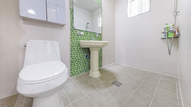 Basic Room, 1 Bedroom (Lavender)