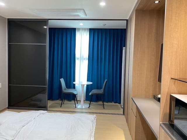 Ondol Room