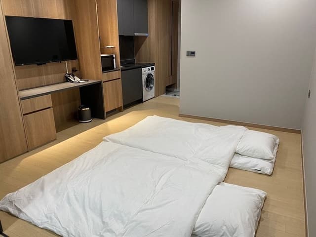 Ondol Room
