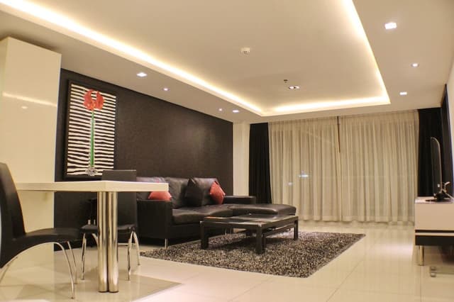 1 Bedroom Deluxe Suite