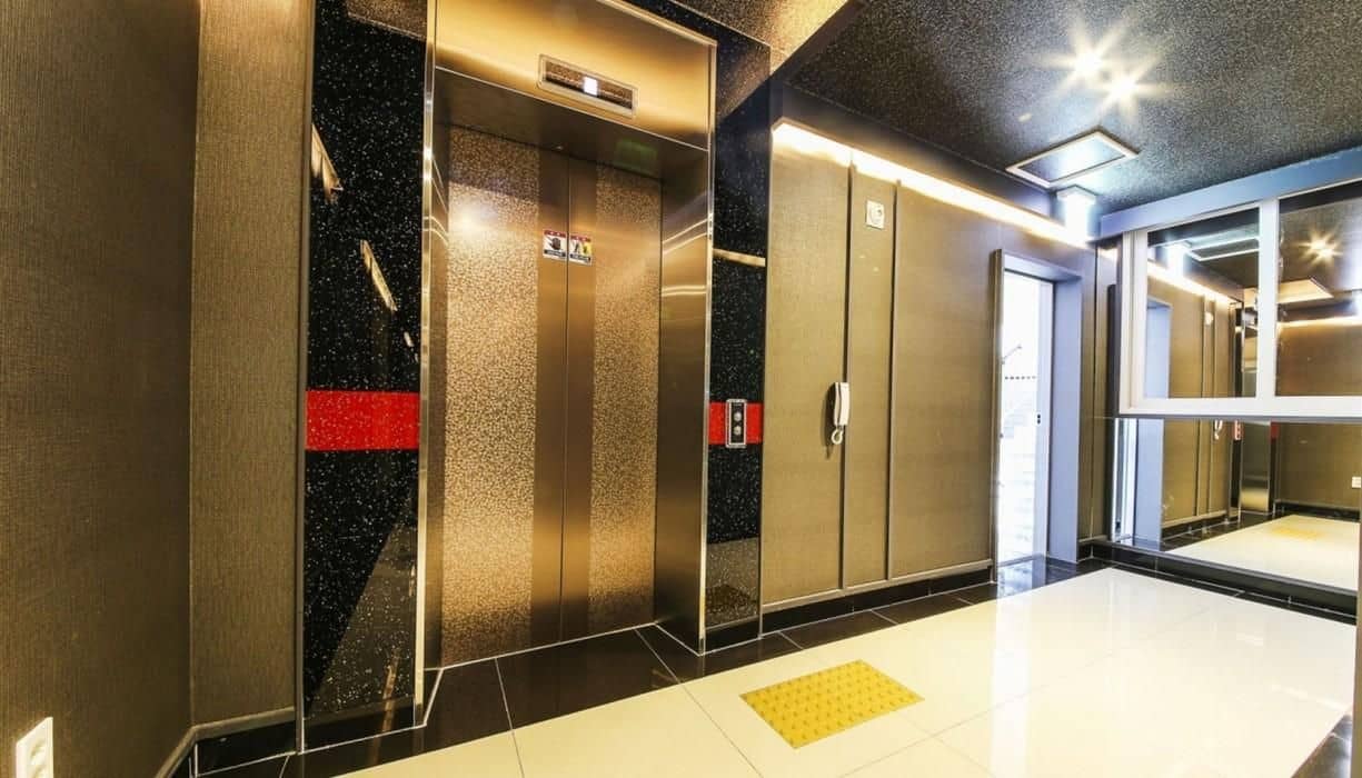 โรงแรมดอม โรงแรมดอม