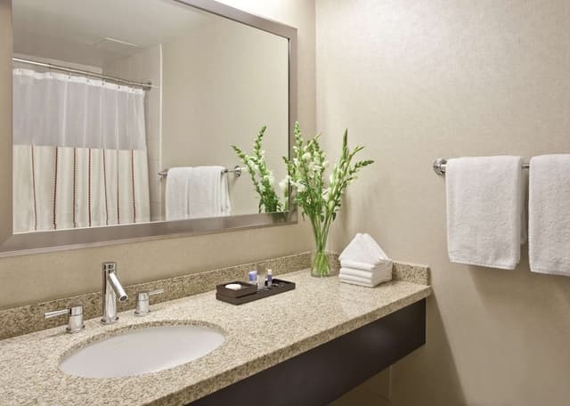 Room, 2 Double Beds, Accessible, Bathtub