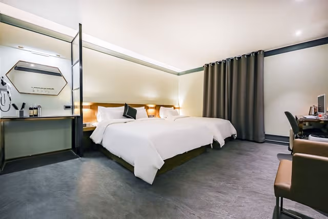 Deluxe Twin Room