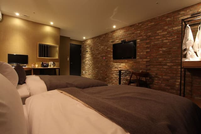 Business Twin Room