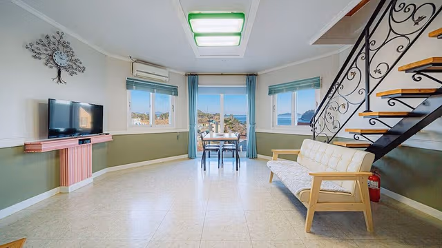 Double Room (Room 203)