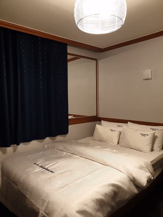 Standard Room (A)