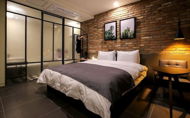 02 Deluxe room