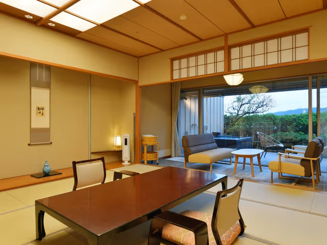 Japanese Style Room with 12.5 Tatami and Open-Air Bath - Meal Served in Private Dining Area