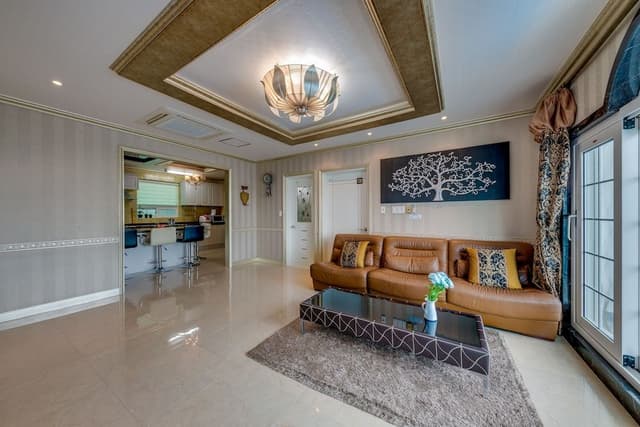 Luxury Room