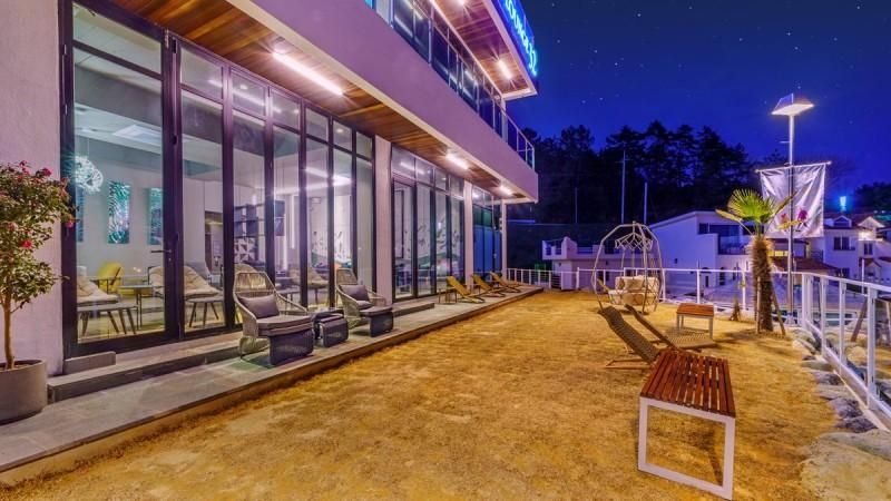 นัมแฮ เลาจน์ 32 รีสอร์ท (Namhae Lounge 32 Resort)4