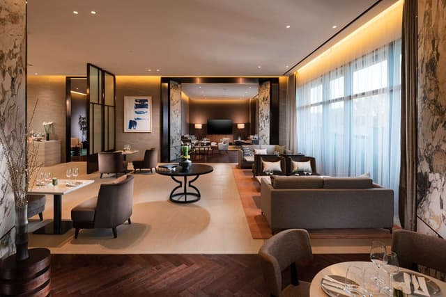 TWO BEDROOM KING PREMIUM SUITE