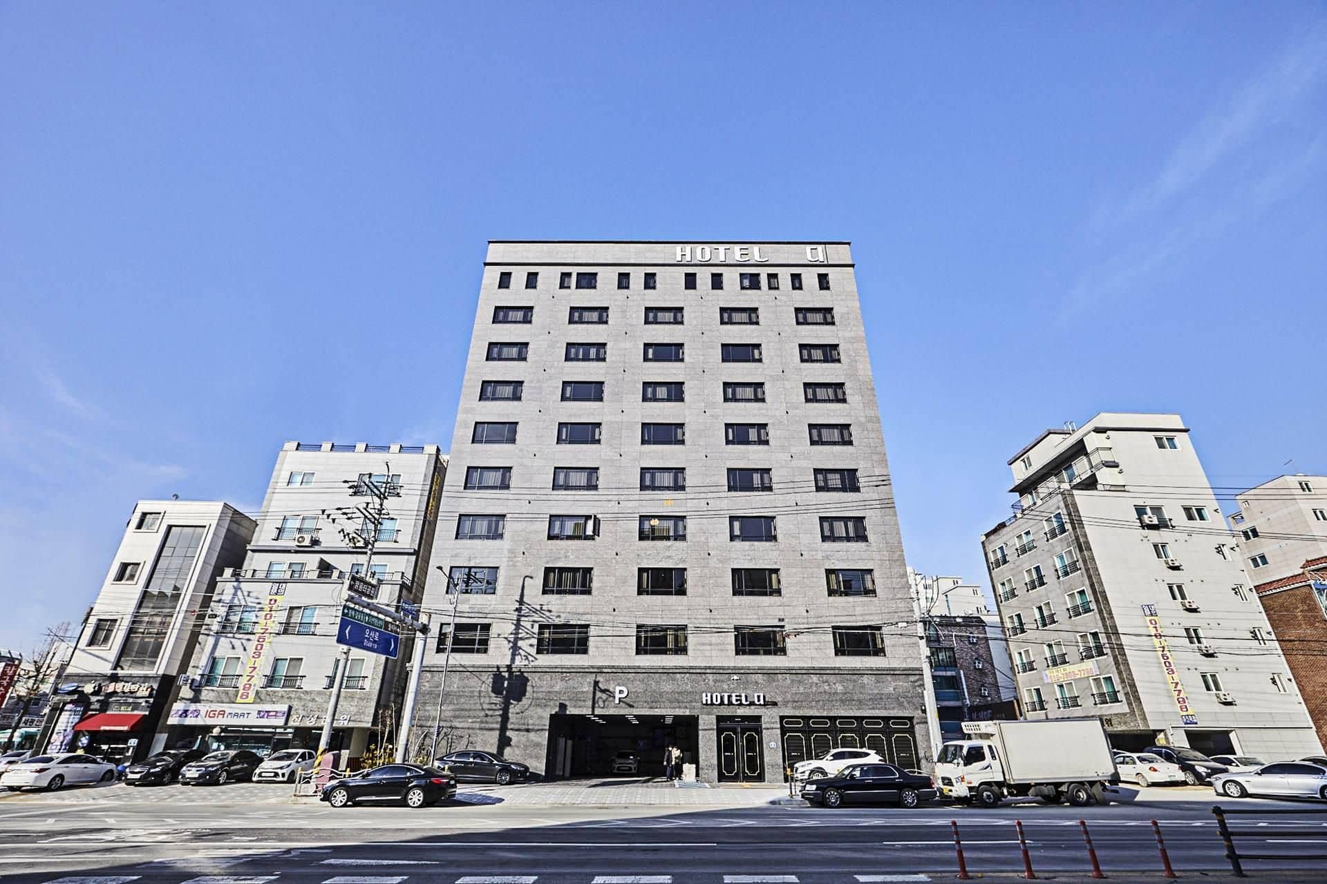 HOTEL D HOTEL D