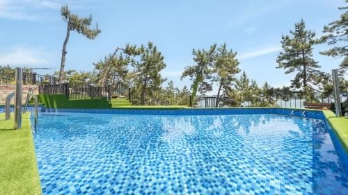 Tongyoung Sagaejeol Pension0